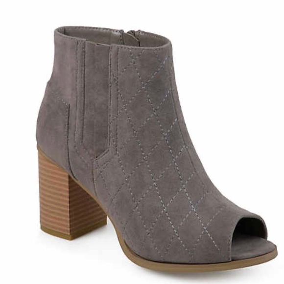 Journee Collection Henley Bootie Gray - Picture 2 of 8